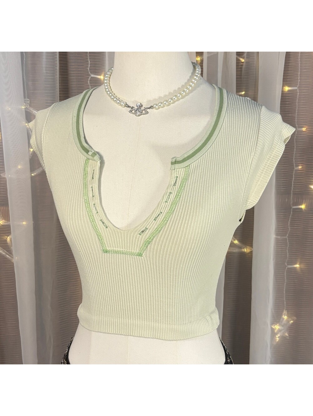 BDG Urban Outfitters Ribbed Cropped Cap Sleeve Henley Top XS/S Green